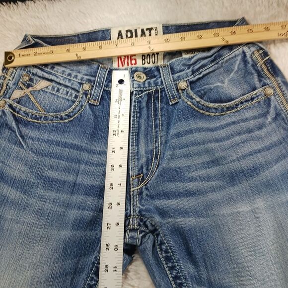 Ariat M6 Slim Boot Womans Distressed Denim Jeans 100%Cotton 30x28 Measurements. - Picture 10 of 16